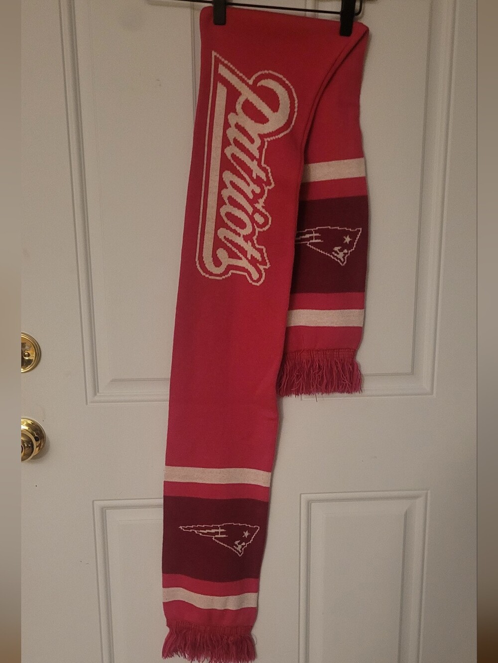 FOREVER COLLECTIBLES Pink New England Patriots Scarf